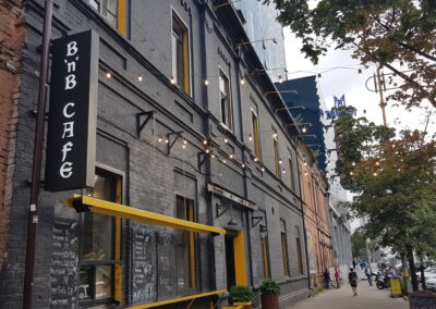 Панель-кронштейн BnB Cafe
