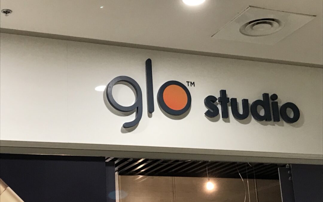 Интерьерная вывеска GLO Studio