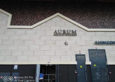 Контражурний логотип для Aurum